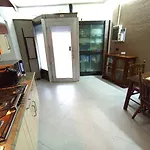 Apartment Red Fox *