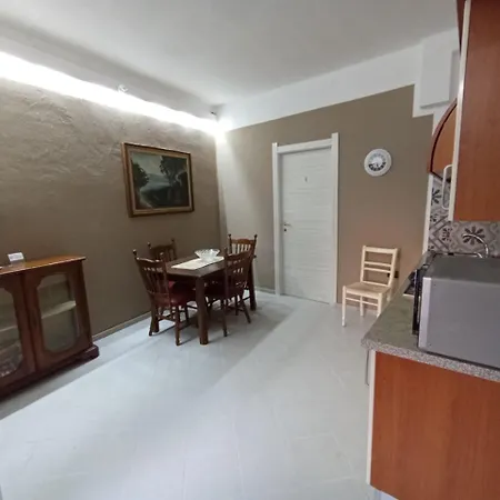 Red Fox Apartment Decimomannu